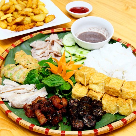 mẹt bún đậu
