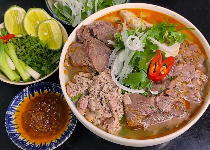 Bún Bò Huế Việt Nam